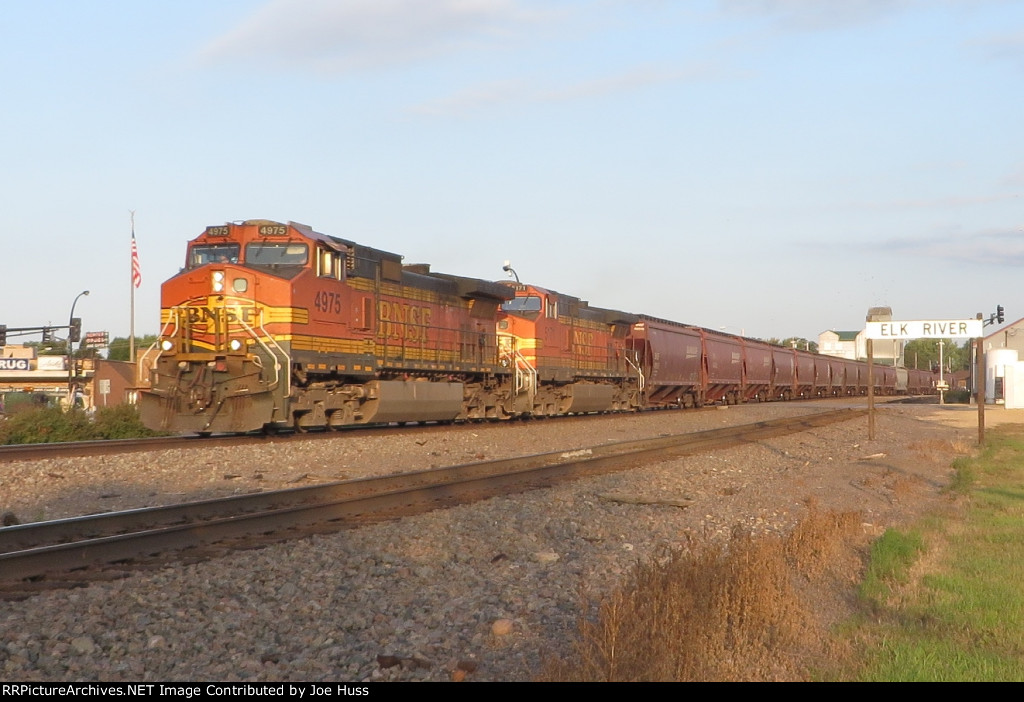 BNSF 4975 East